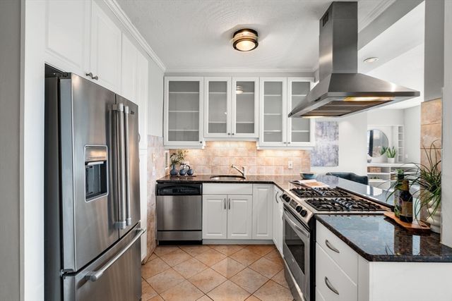 65 East India Row 26H, Boston, MA 02110