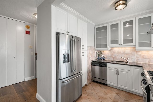 65 East India Row 26H, Boston, MA 02110