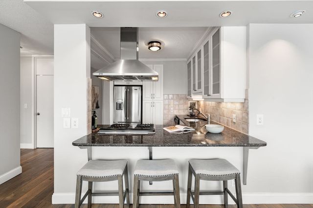 65 East India Row 26H, Boston, MA 02110