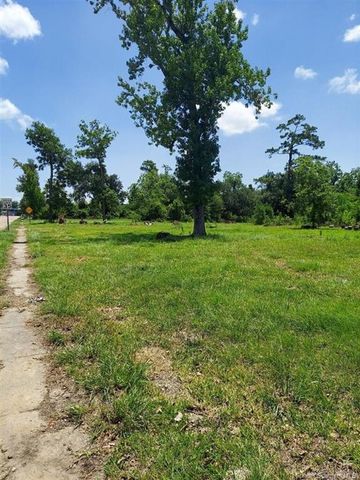 Moeling Street, Lake Charles, LA 70601