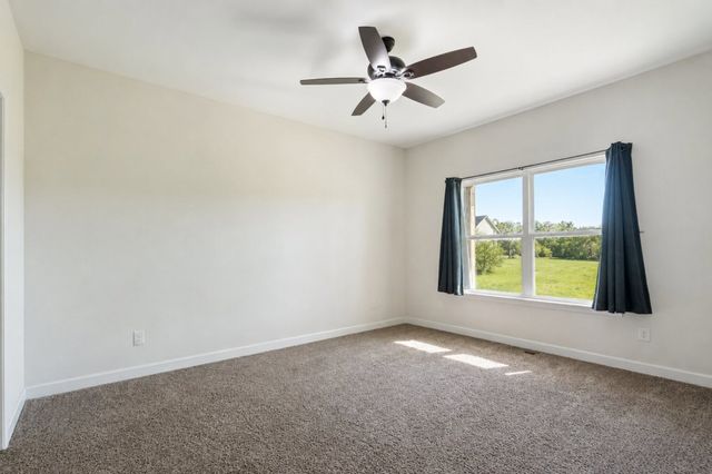 1274 Oak Grove Rd, Dickson, TN 37055