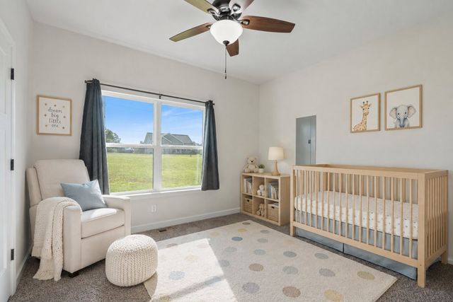 1274 Oak Grove Rd, Dickson, TN 37055