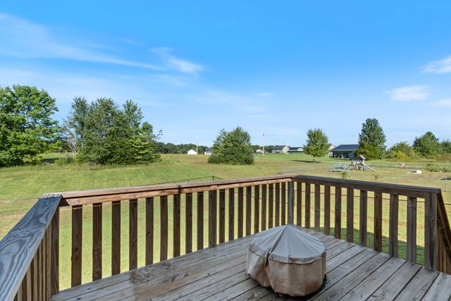 1274 Oak Grove Rd, Dickson, TN 37055
