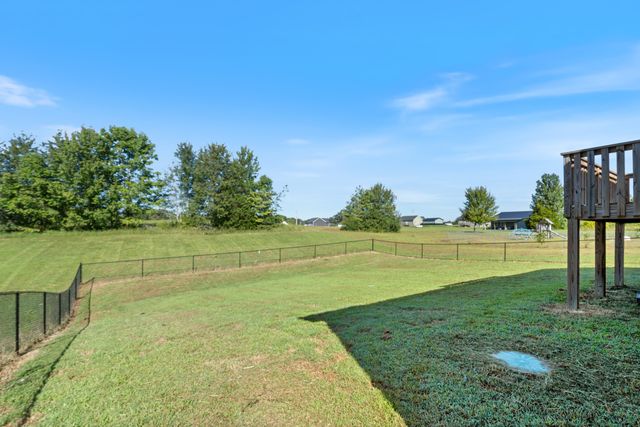 1274 Oak Grove Rd, Dickson, TN 37055
