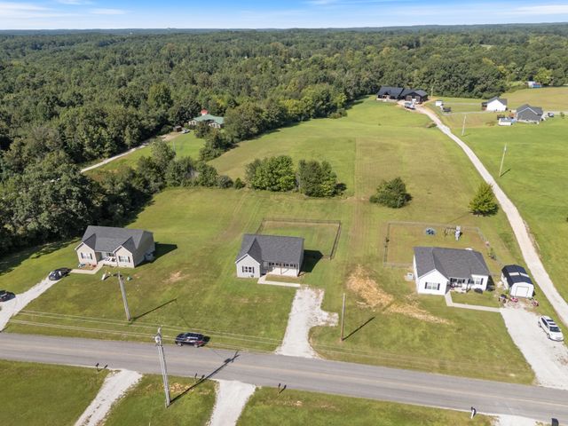 1274 Oak Grove Rd, Dickson, TN 37055