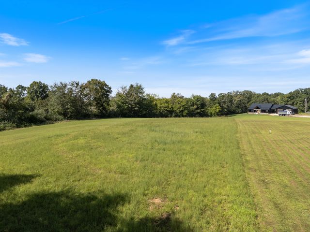 1274 Oak Grove Rd, Dickson, TN 37055