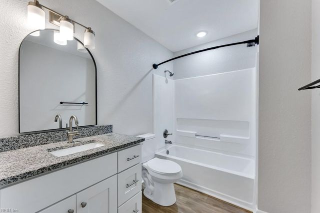 8304 Halprin DR, Norfolk, VA 23518