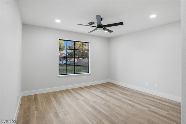 5401 Painted Sunrise Drive, Las Vegas, NV 89149