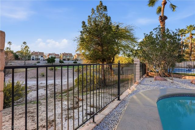 5401 Painted Sunrise Drive, Las Vegas, NV 89149