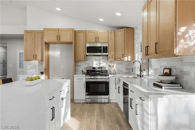 5401 Painted Sunrise Drive, Las Vegas, NV 89149