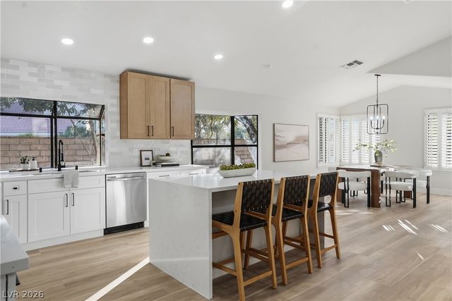 5401 Painted Sunrise Drive, Las Vegas, NV 89149