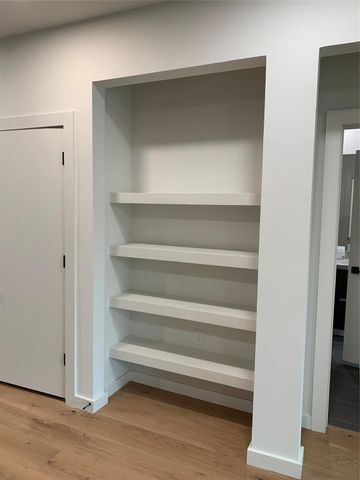 2209 S 1st ST 219, Austin, TX 78704