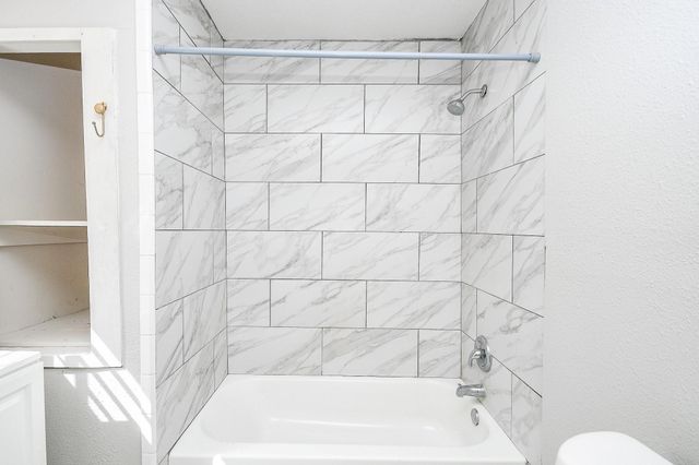 5522 Bunte Street, Houston, TX 77026