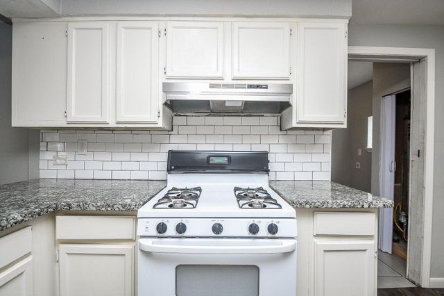 5522 Bunte Street, Houston, TX 77026