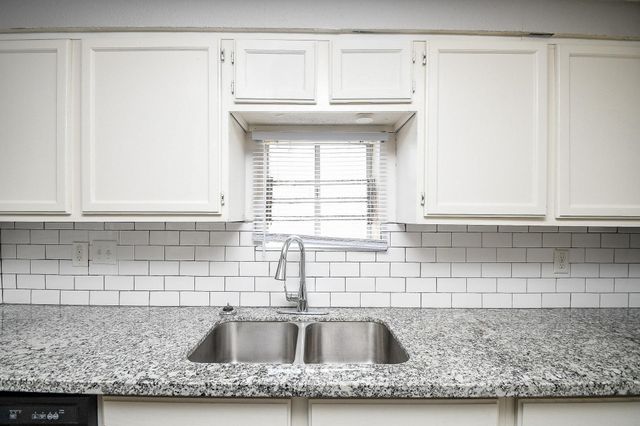 5522 Bunte Street, Houston, TX 77026