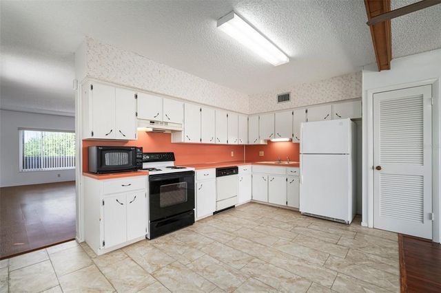 2286 NORWEGIAN DRIVE 66, Clearwater, FL 33763