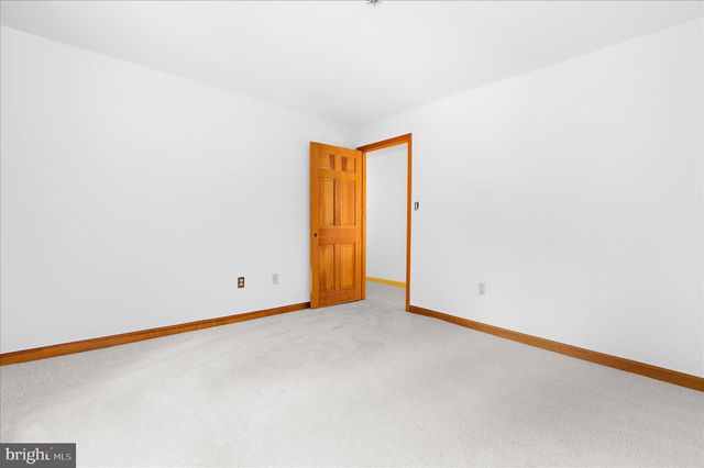 17921 QUEEN ANNE RD, Upper Marlboro, MD 20774