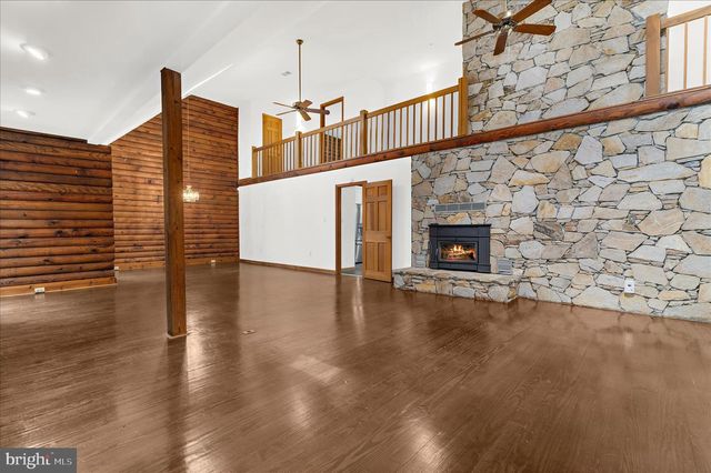 17921 QUEEN ANNE RD, Upper Marlboro, MD 20774