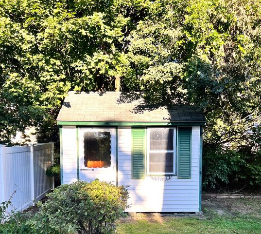 109 Pilgrim, Springfield, MA 01118