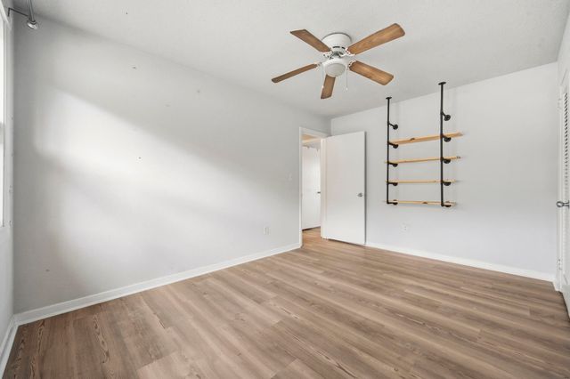 3751 Spruce Dr, Myrtle Beach, SC 29577