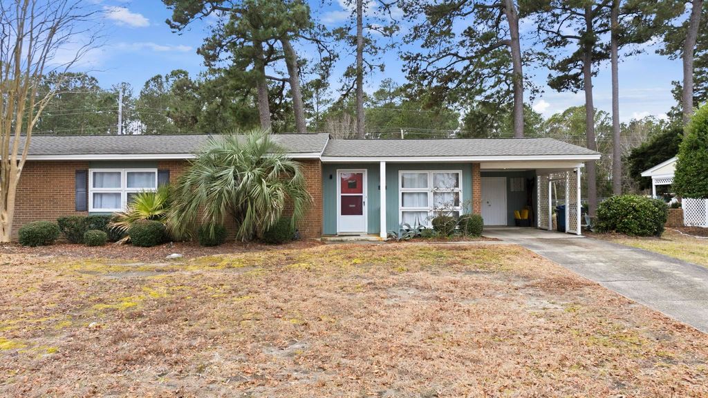 3751 Spruce Dr, Myrtle Beach, SC 29577