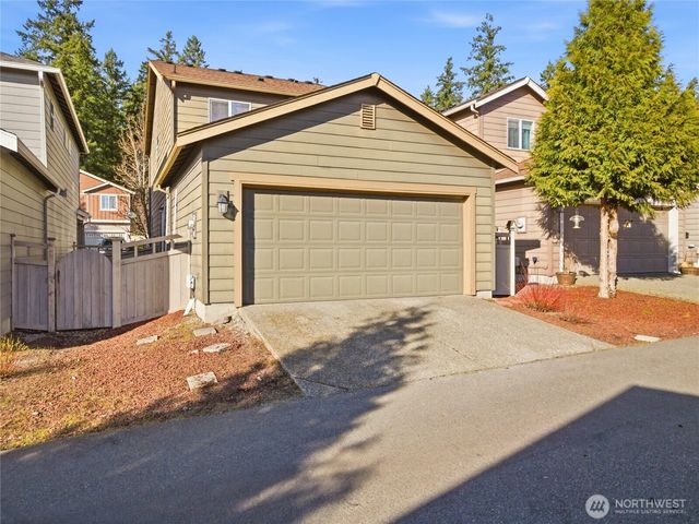3657 London Loop NE, Lacey, WA 98516