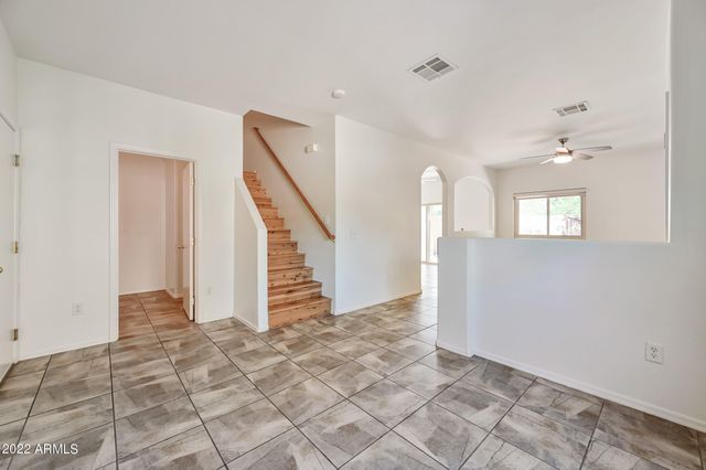 21838 N 41st Street, Phoenix, AZ 85050