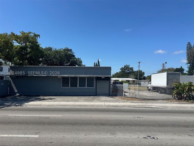 2531 NW 79th St, Miami, FL 33147