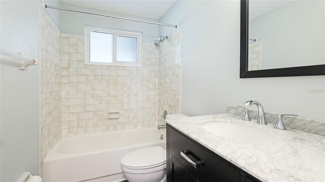 2237 LOCKWOOD MEADOWS CIRCLE, Sarasota, FL 34234