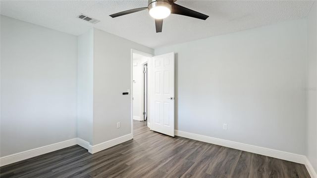 2237 LOCKWOOD MEADOWS CIRCLE, Sarasota, FL 34234