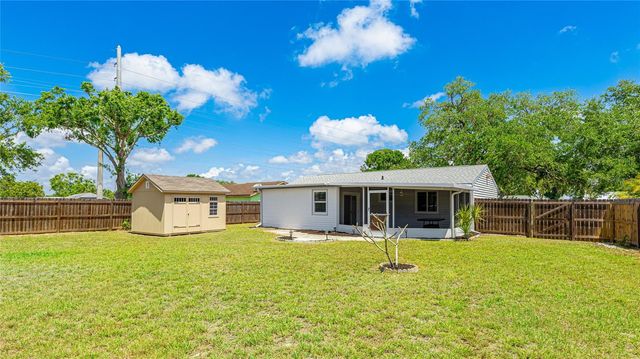 2237 LOCKWOOD MEADOWS CIRCLE, Sarasota, FL 34234