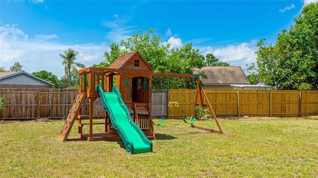 2237 LOCKWOOD MEADOWS CIRCLE, Sarasota, FL 34234