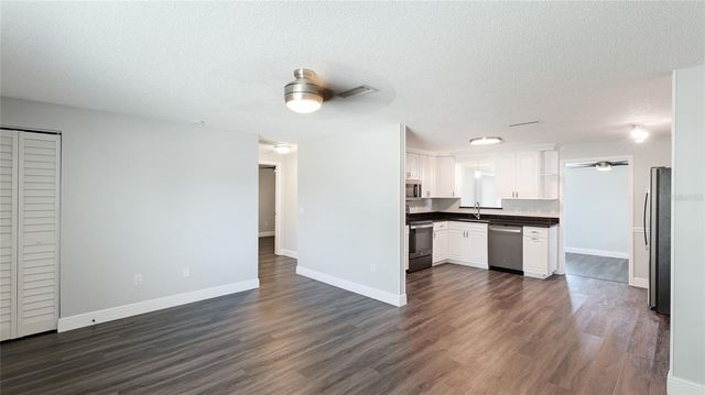 2237 LOCKWOOD MEADOWS CIRCLE, Sarasota, FL 34234