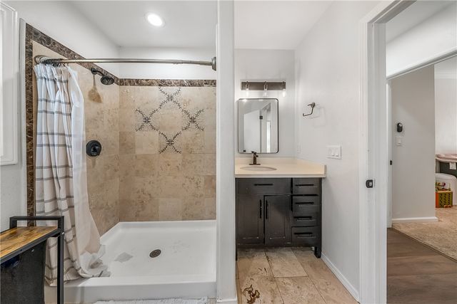 9684 Sharon, Riverside, CA 92503