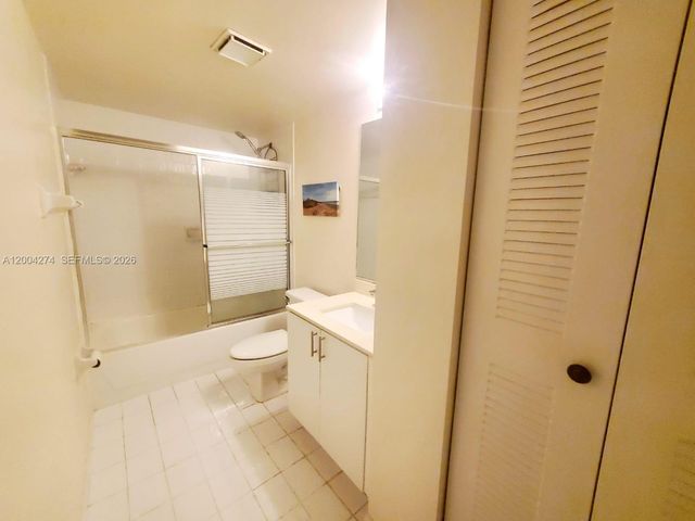 80 S Shore Dr 505, Miami Beach, FL 33141