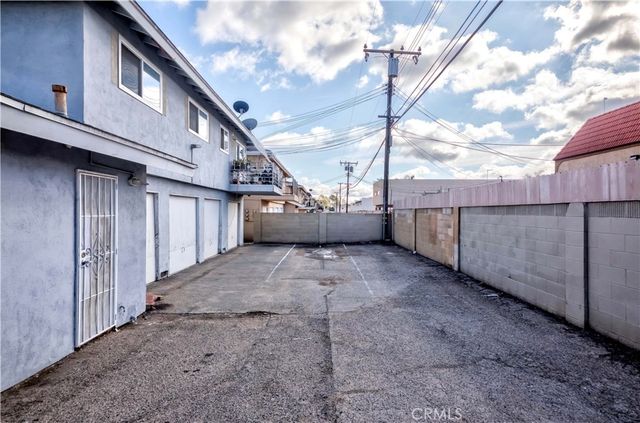 15821 S Myrtle, Tustin, CA 92780