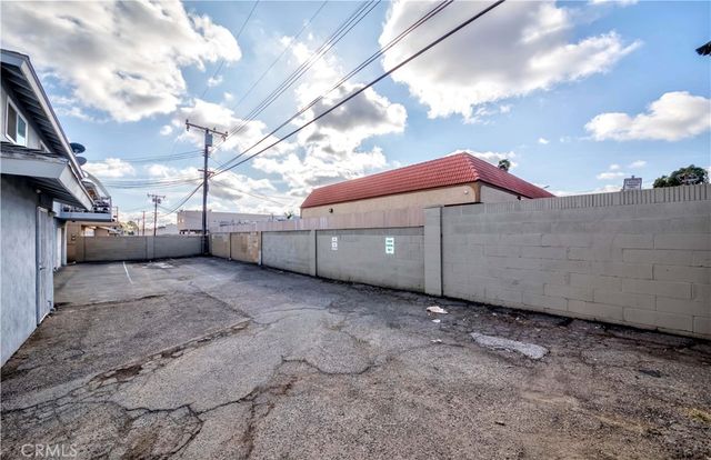 15821 S Myrtle, Tustin, CA 92780