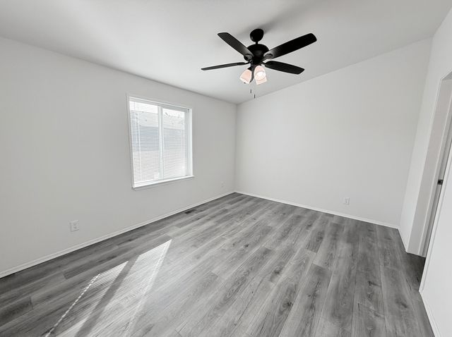 3966 S Pacific Highway 81, Medford, OR 97501