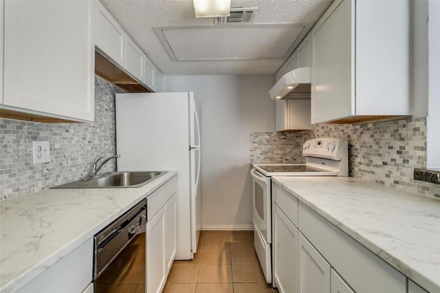 4044 Buena Vista Street 206, Dallas, TX 75204