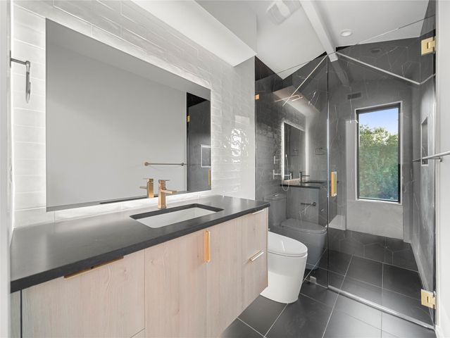 2107 Brackenridge ST 2, Austin, TX 78704