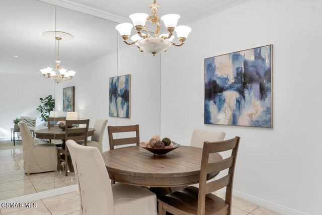 640 Indian Oak Lane 106, Oak Park, CA 91377