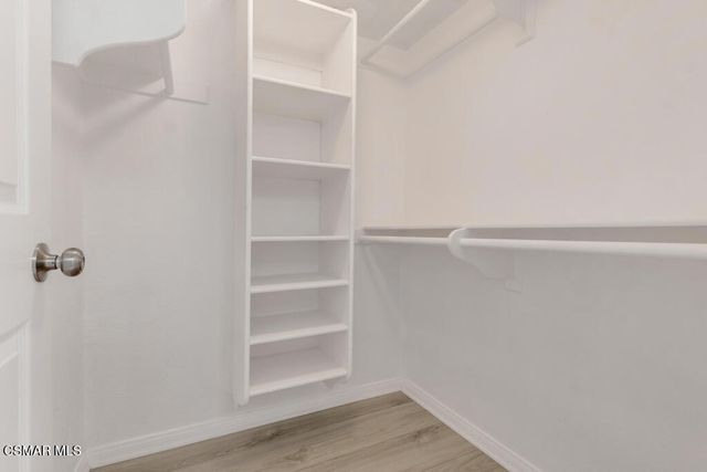 640 Indian Oak Lane 106, Oak Park, CA 91377