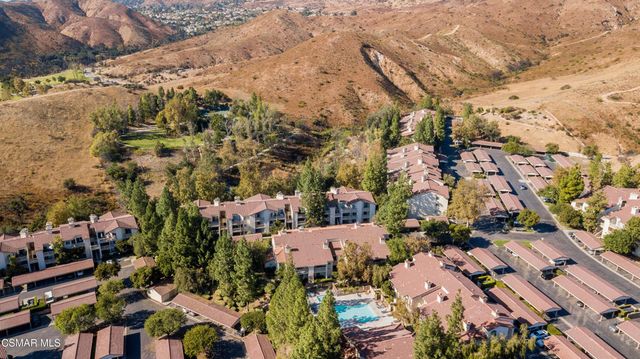 640 Indian Oak Lane 106, Oak Park, CA 91377