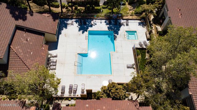 640 Indian Oak Lane 106, Oak Park, CA 91377