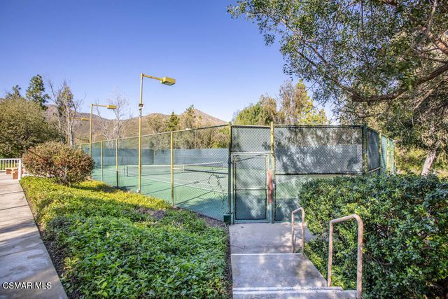 640 Indian Oak Lane 106, Oak Park, CA 91377