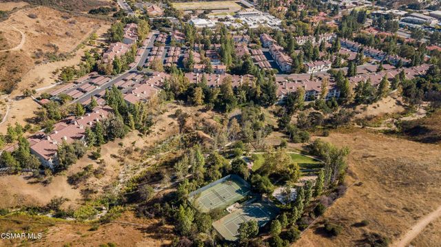 640 Indian Oak Lane 106, Oak Park, CA 91377