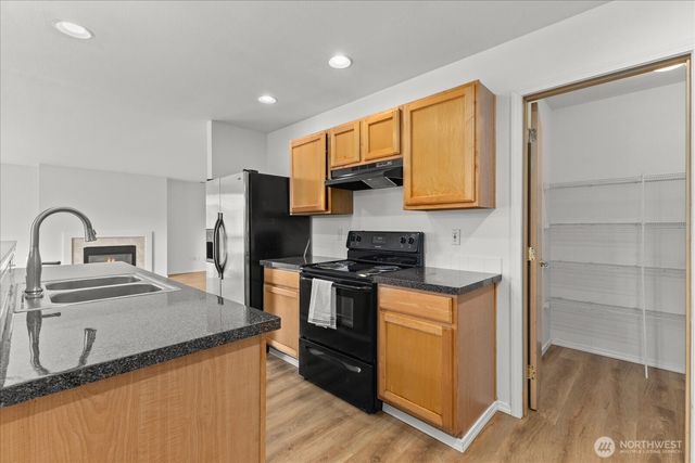 12124 130th Street E, Puyallup, WA 98374