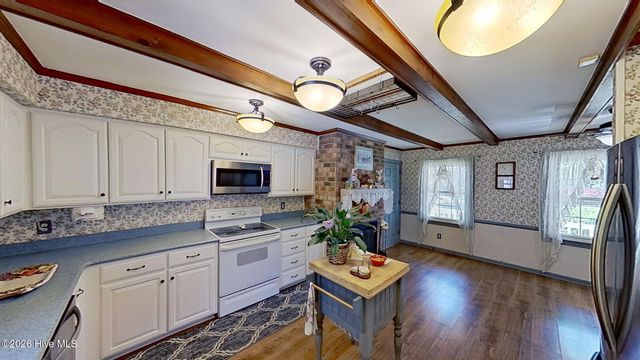 904 Hidden Drive, New Bern, NC 28562