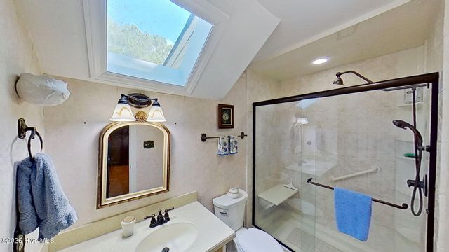 904 Hidden Drive, New Bern, NC 28562