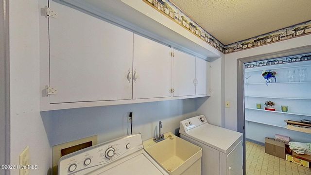 904 Hidden Drive, New Bern, NC 28562